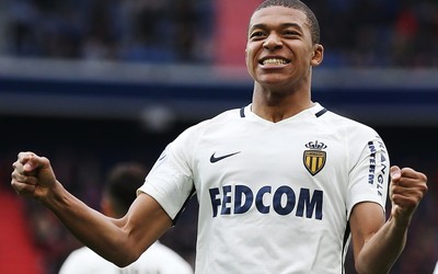 悦盈体育独家-久保建英这过人太风骚了